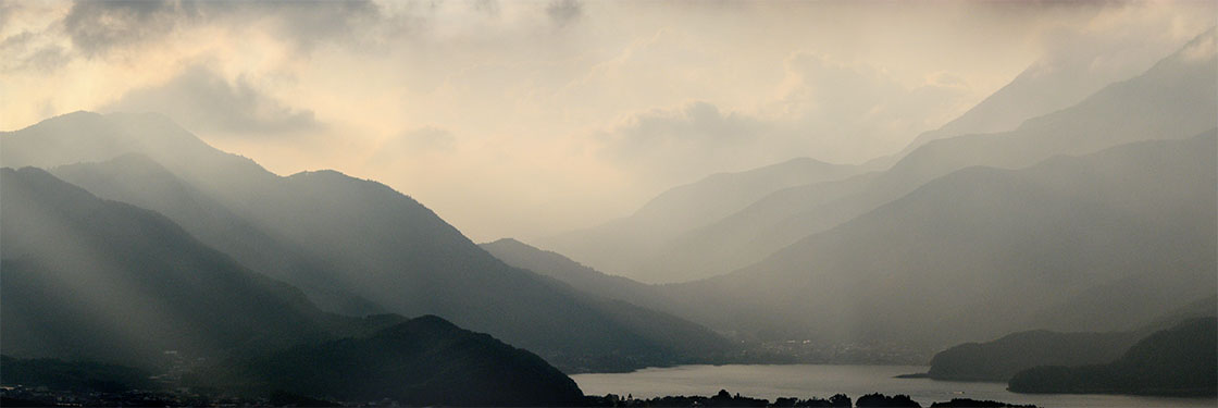 kawaguchiko mountain landscape in Autumn